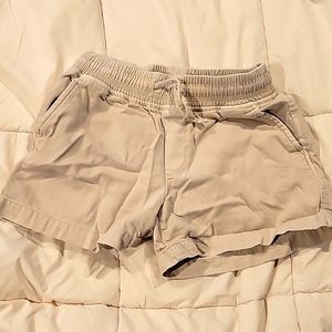 GAP kids size 8 cotton twill shorts.